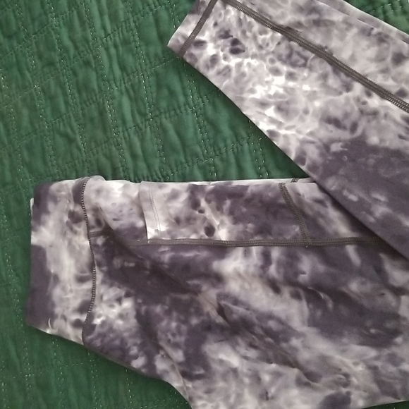 Storm Hendrix Pocket Soft n Snug Hi-Rise Legging 28, size 4. - Picture 4 of 4